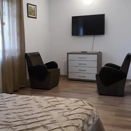 Casa Mariana - Comuna Arefu, Transfagarasan Căpăţîneni-Ungureni